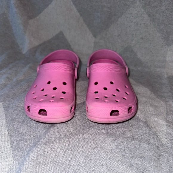 Crocs Little Kids size 10/11 Light Pink - Picture 3 of 4